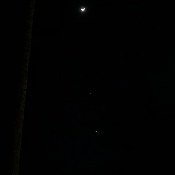 Cute blouse - Picture 2 of 6